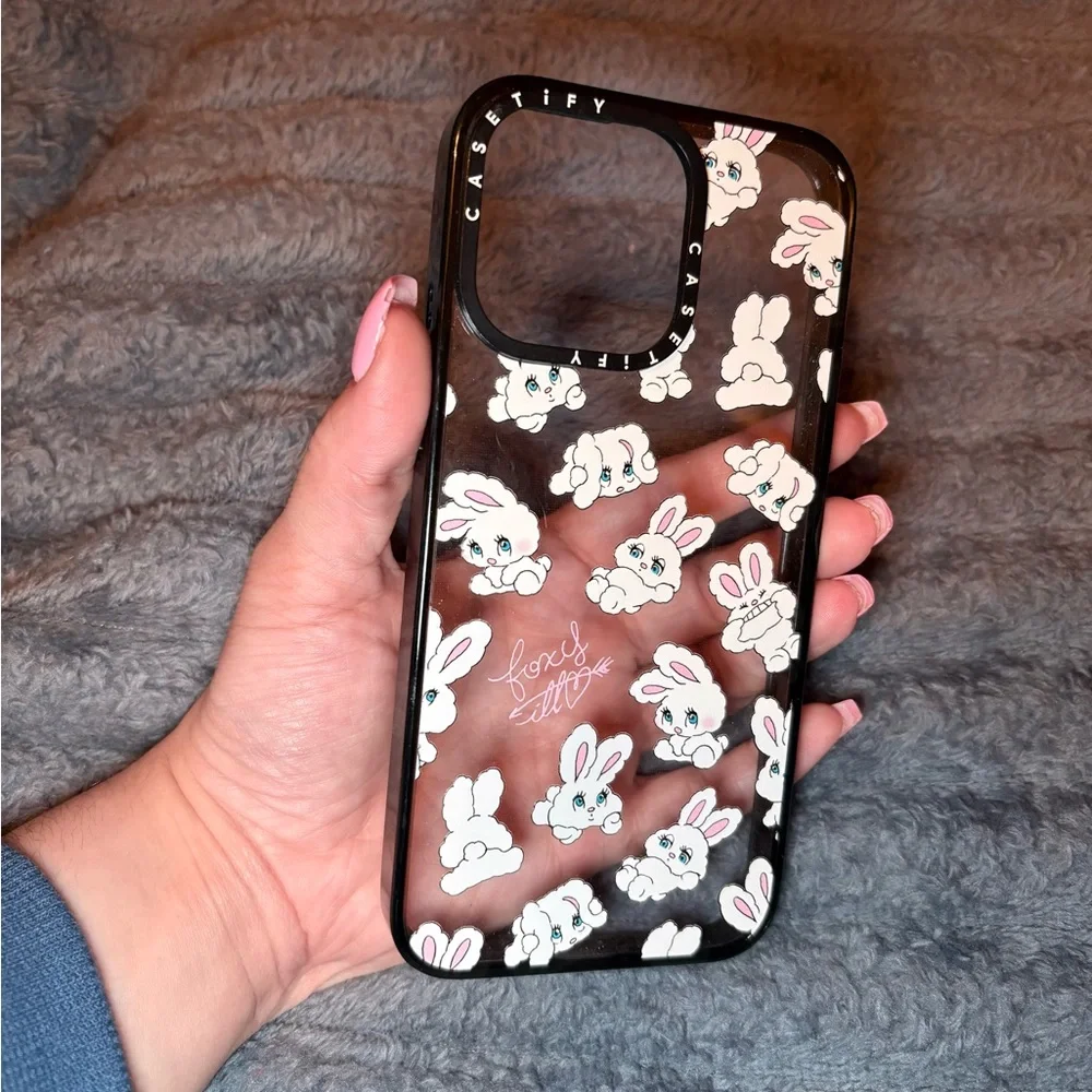 iPhone 15 pro max Casetify bunny case